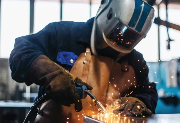 What Are a Welder's Responsibilities in Manufacturing?