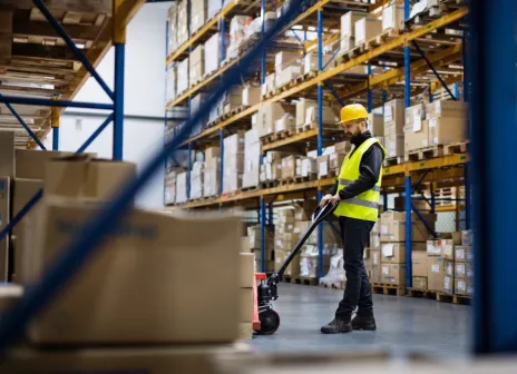 What Skills Do You Need to Become a Warehouse Operative?